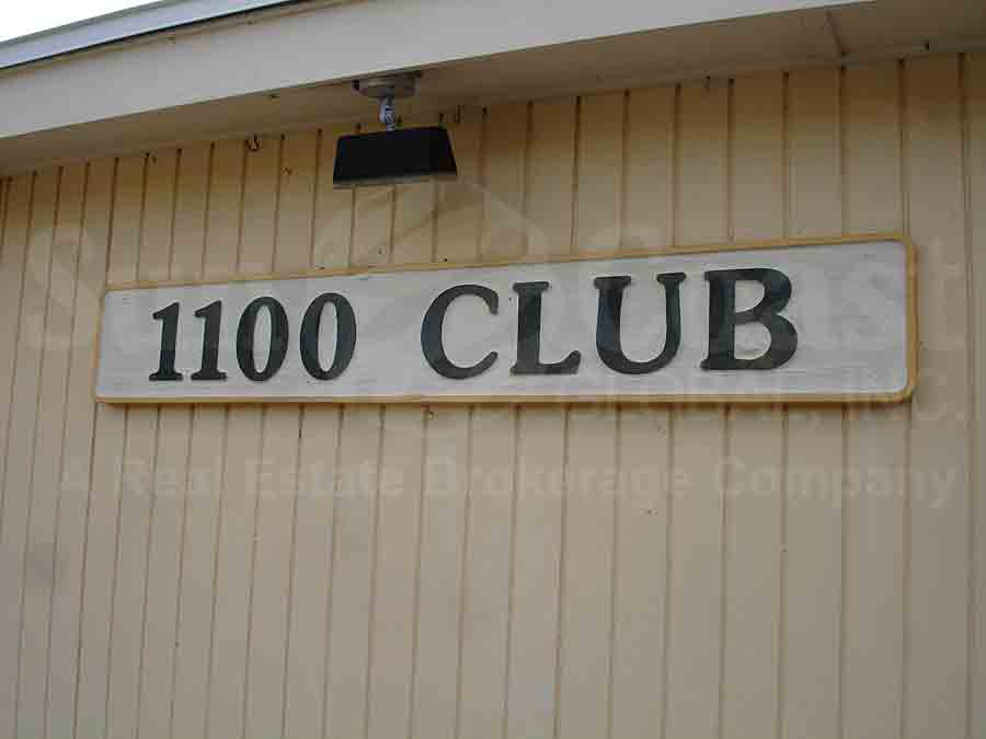 Eleven Hundred Club Signage